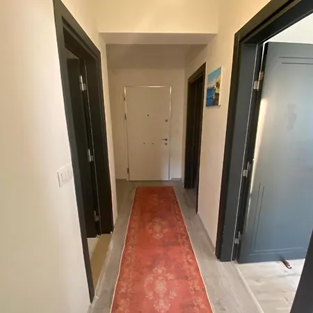 Azize Apartment *