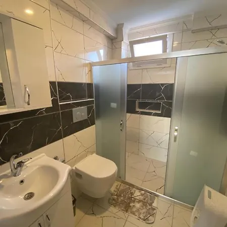 Apartment Azize *